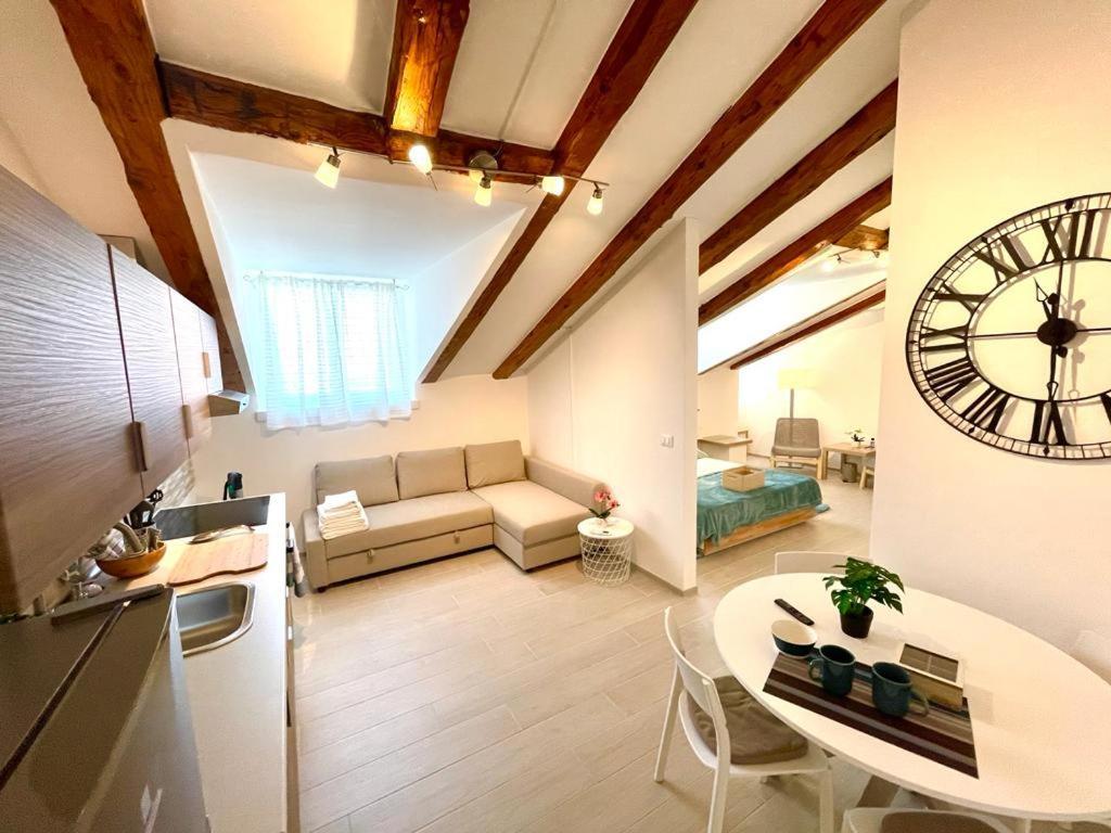 Perfect Stay Apartments 트리에스테 외부 사진